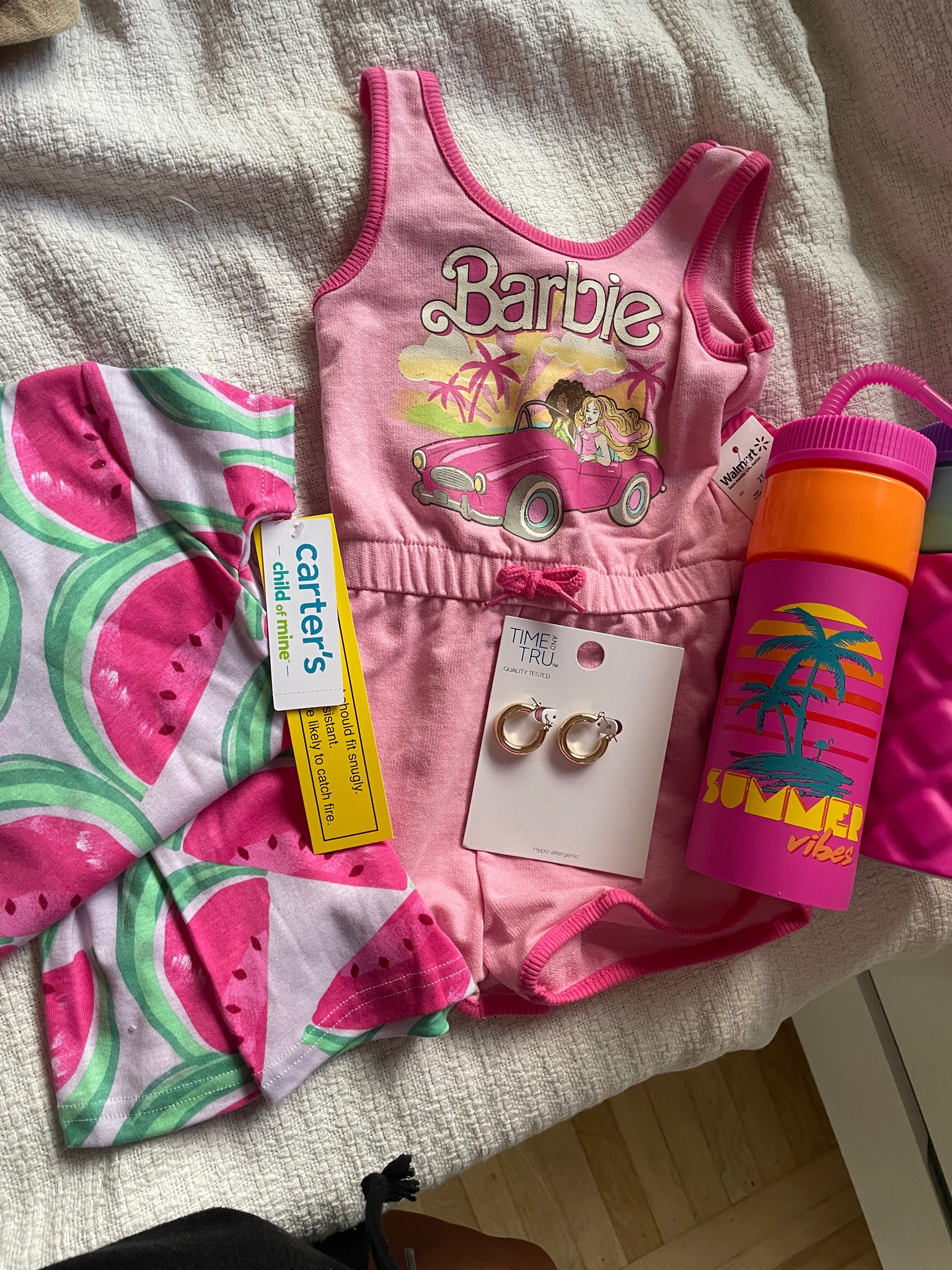 How cute is this Barbie romper from Walmart + 🍉 Pajamas 😍😍

Linked all my favorite earrings I’ve bought the last few months + the sunnies I bought 😍 