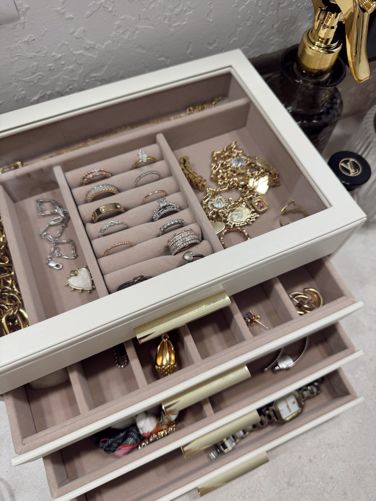 my favorite jewelry box 

#LTKHome #LTKBeauty #LTKdayinmylife