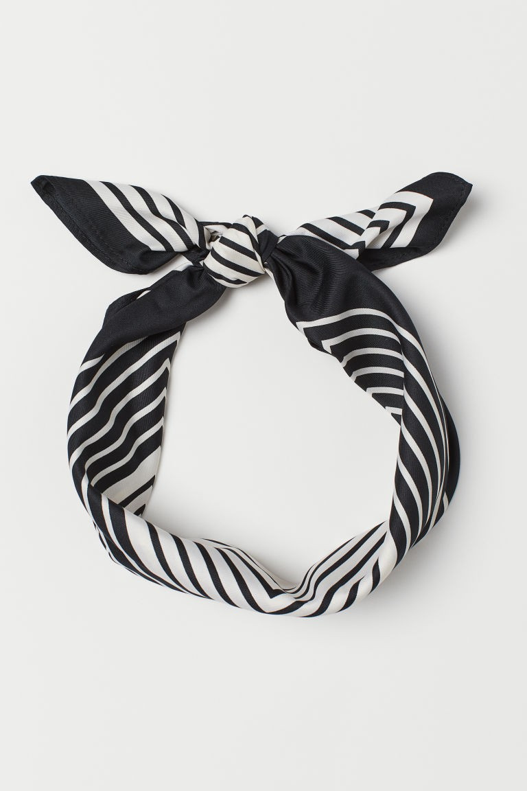 Patterned Scarf | H&M (US + CA)