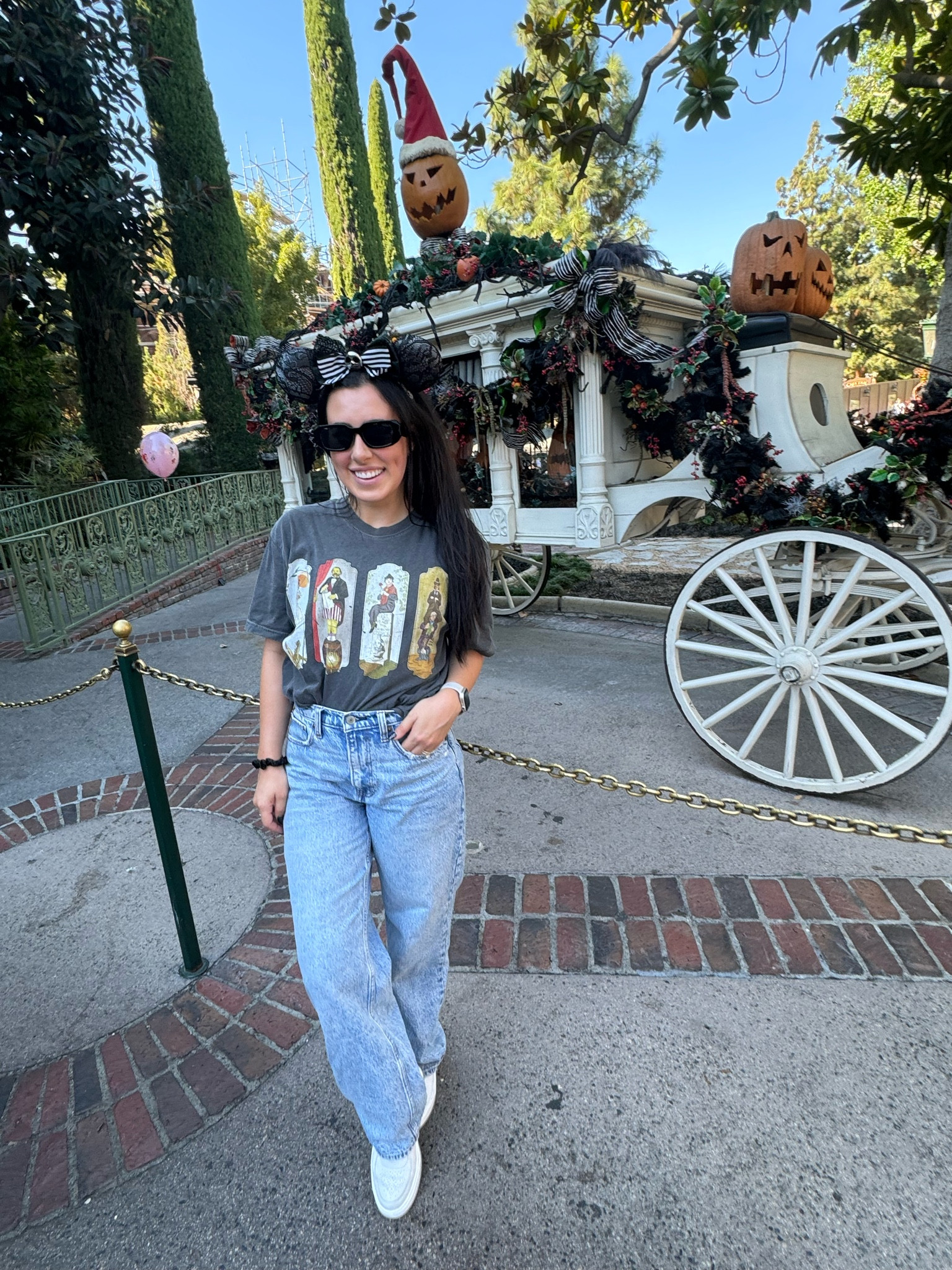 Haunted Mansion shirttho

#LTKSeasonal #LTKHalloween