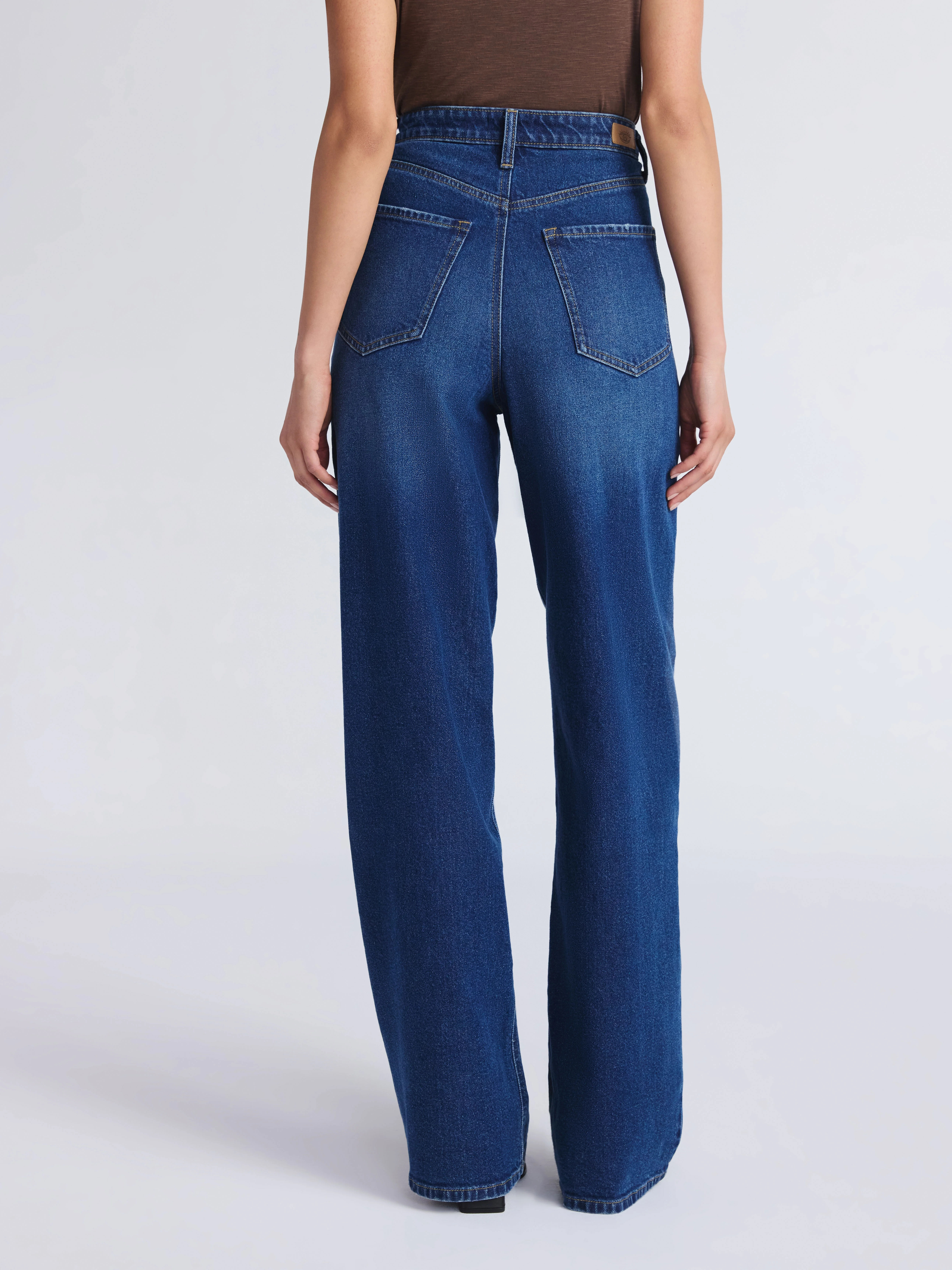 Sofia by Sofia Vergara Women's Diana Relaxed High Rise Straight Jeans, 30", 32.5" and 34" Inseams... | Walmart (US)