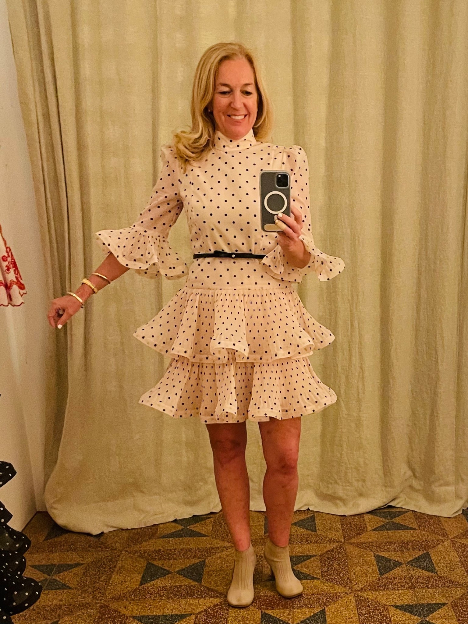 No words . . . 
|
#arebelinprada #datenightdress #weddinguestdress #polkadots #cocktaildress #ladieswholuncg

#LTKWedding #LTKStyleTip #LTKParties