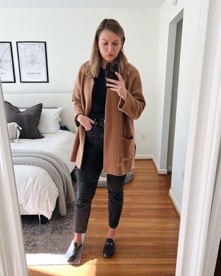 Madewell coatigan with an all black base makes for an easy neutral outfit 