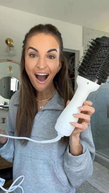 one of my best purchases of 2023 is on sale for $34.99 (50% off!!) at @ultabeauty 🤗 i use my bondiboost blowout brush almost every day, don’t pass this deal up!! 

#ultabeauty #ulta #ad

#LTKbeauty #LTKsalealert #LTKfindsunder50