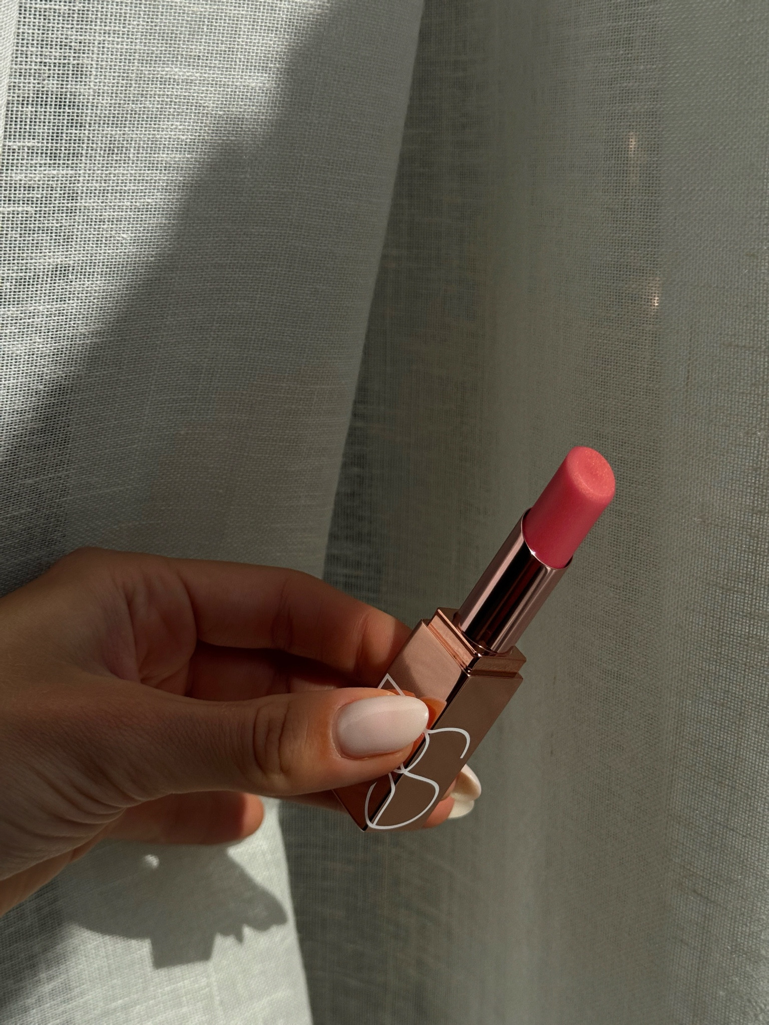 How gorgeous!! #nars #makeup #beauty

#LTKbeauty