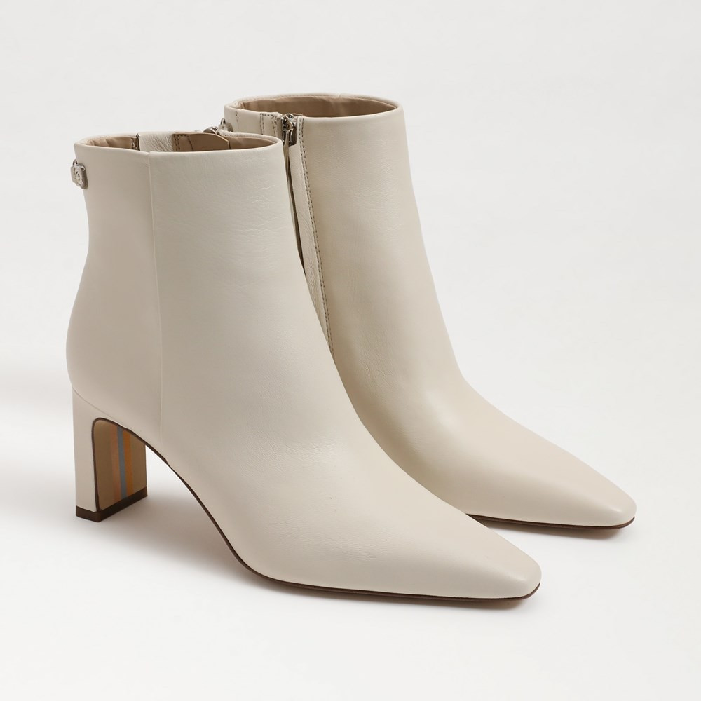 Saige Ankle Bootie | Sam Edelman