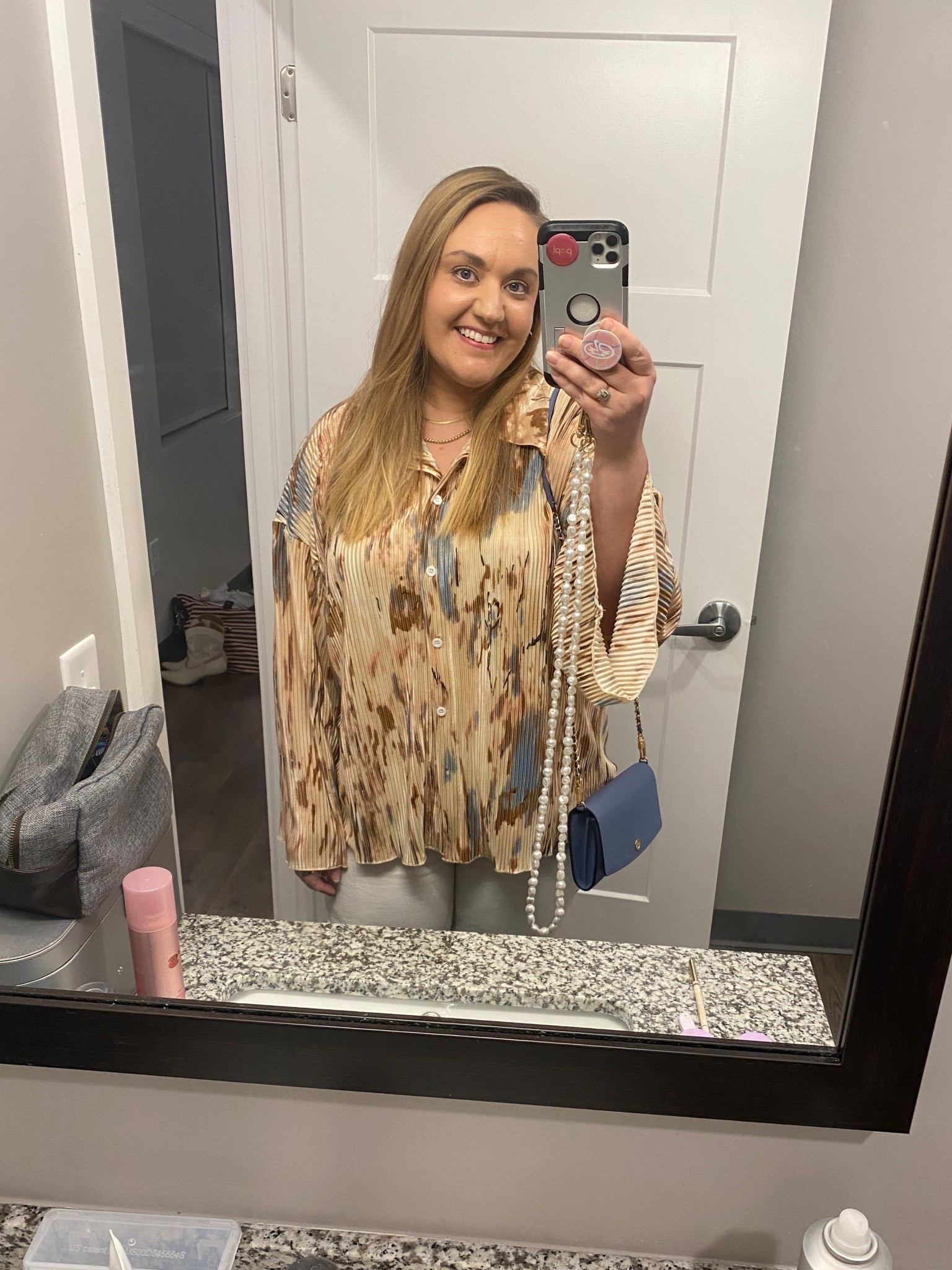 Tarte cosmetics 30% off, tarte makeup, button down top, Amazon shirt, Amazon blouse, juicy lip plump, shape tape foundation, shape tape blush, pink blush, white jeans, ankle jeans, old navy jeans, gold necklaces, electric picks

#LTKBeauty #LTKSaleAlert #LTKFindsUnder50