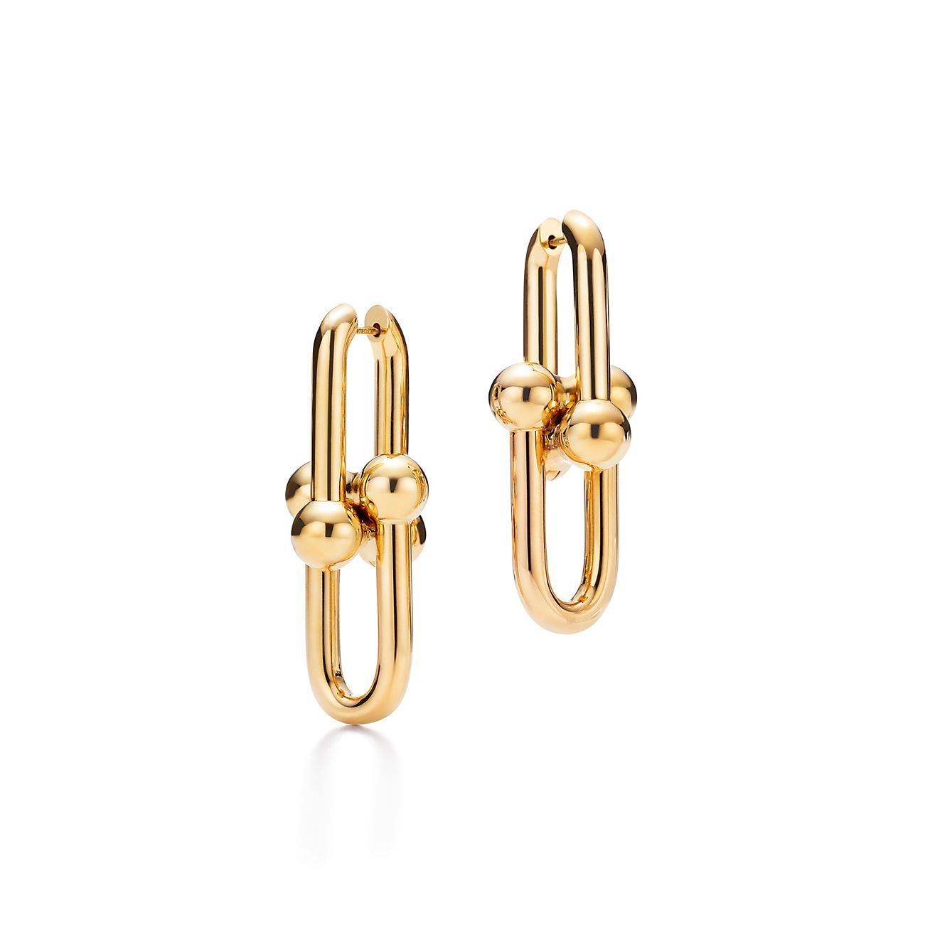 Tiffany City HardWear link earrings in 18k gold. | Tiffany & Co. | Tiffany & Co. (UK)