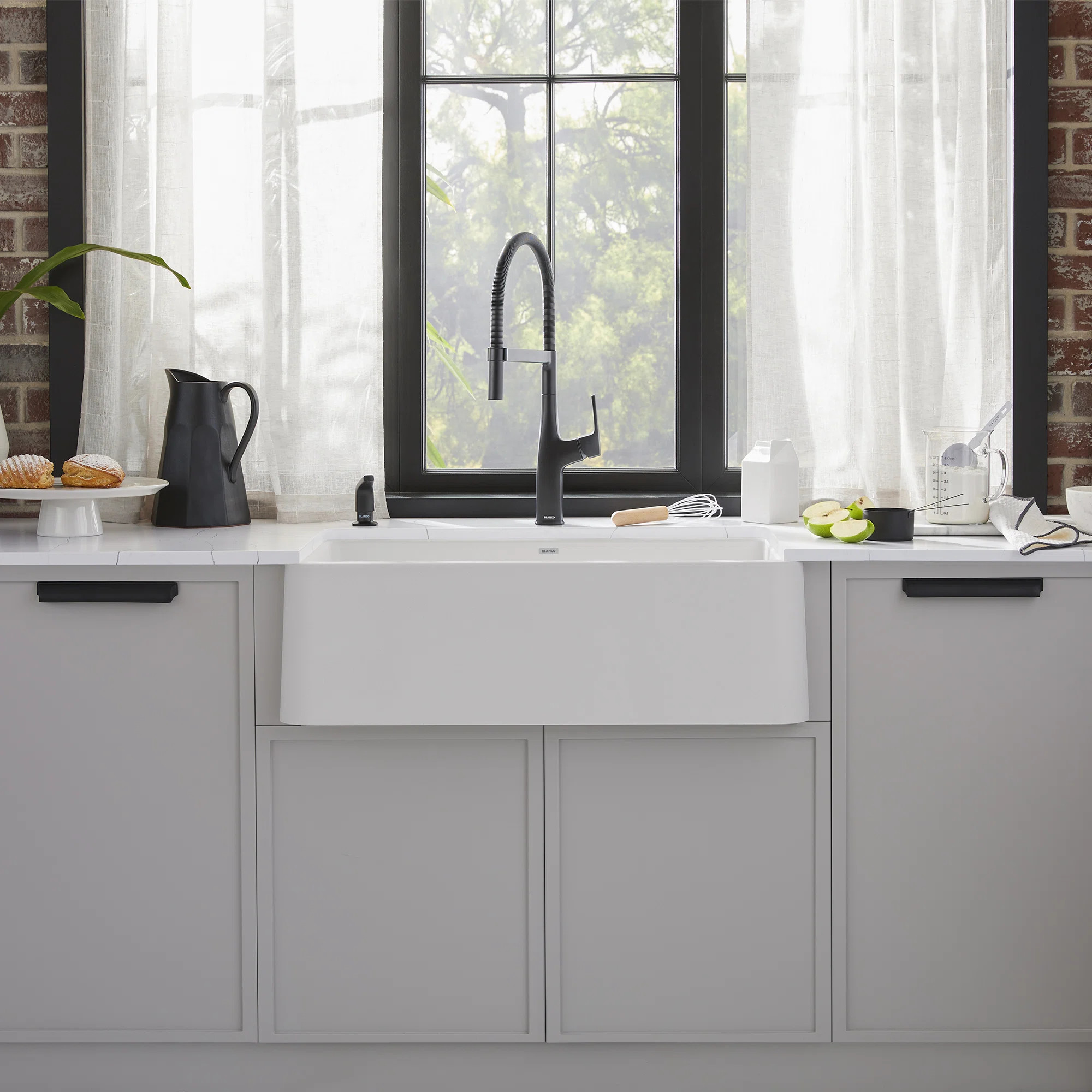Ikon SILGRANIT 33" Single Bowl Apron-Front Farmhouse Sink 401899 | Wayfair North America