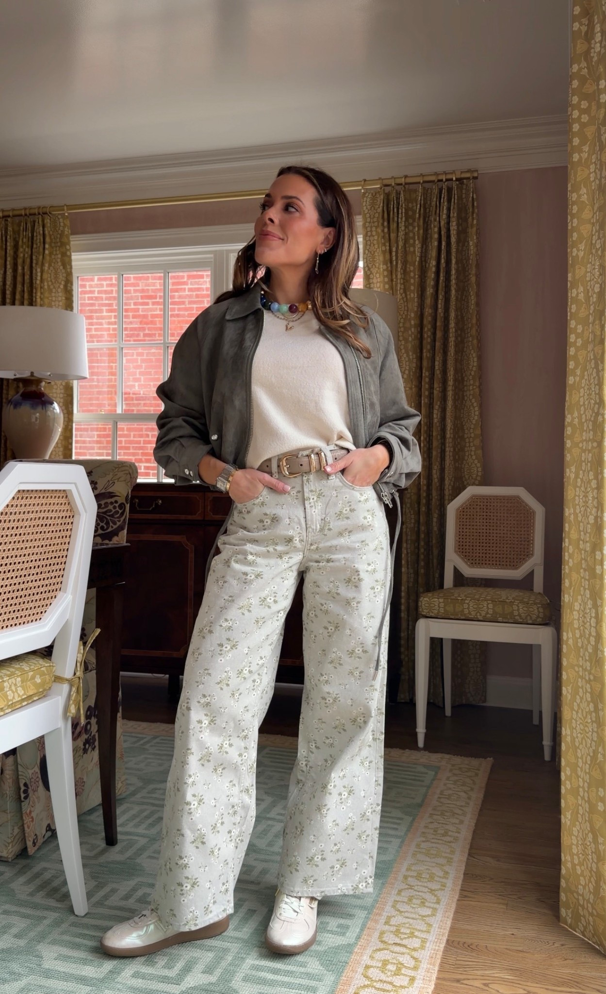 Spring outfit inspo— these jeans are on sale for $50!! Runs big, in a petite 0

#LTKSeasonal #LTKSpringSale