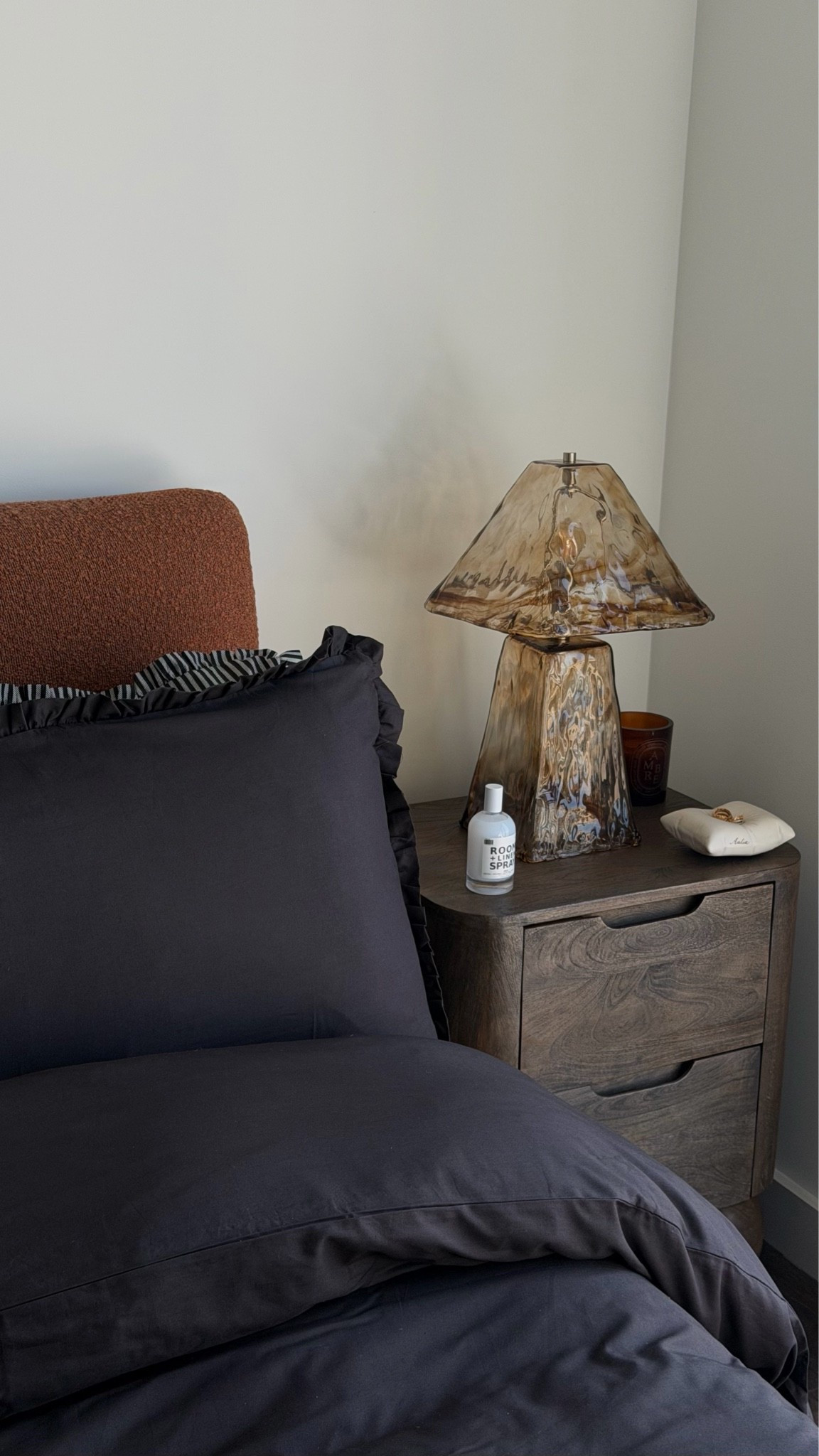New bedroom details ✨ bedding is from Next but can’t link 🥲

#LTKhome #LTKsummer #LTKgiftguide
