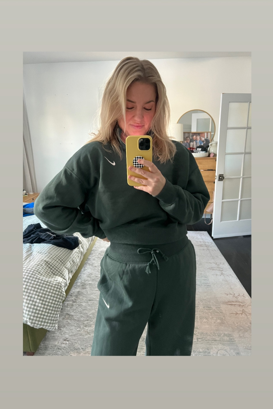 Rationalizing that this sweat set is also client meeting appropriate. I’m in the size large! Color is Vintage Green/Sail.


#LTKMidsize #LTKOver40 #LTKStyleTip