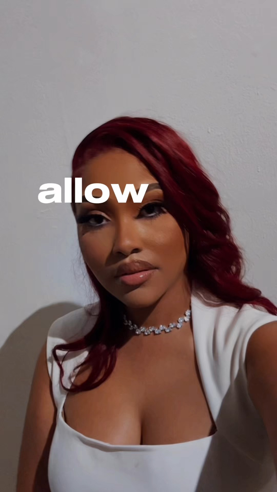 introducing myself to NEW BESTIESSS
HEYYY YALL welcome to my page full of home decor, food, makeup, & travel recommendations, skincare reviews & much more!
#allowmetoreintroducemyself #toyaj 
#contentcreator #manifestation #trending