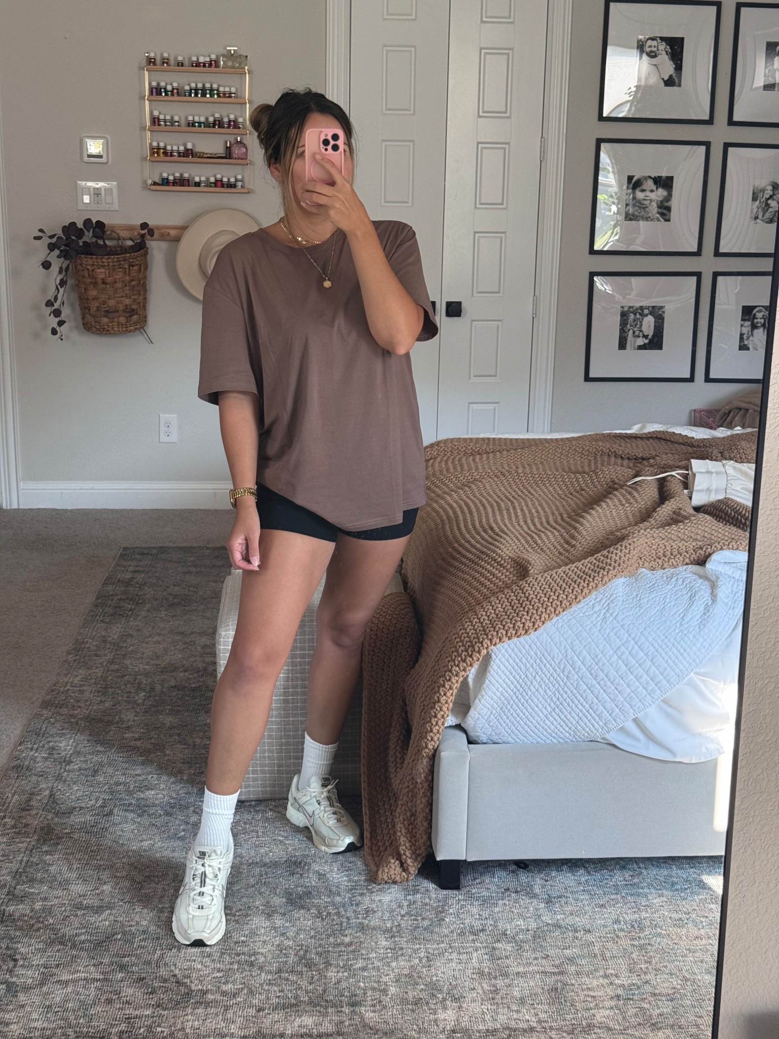 Amazon outfit of the day // gym outfit // oversized tee // basic tee // gym shorts // brown Nike’s 

#LTKStyleTip #LTKActive