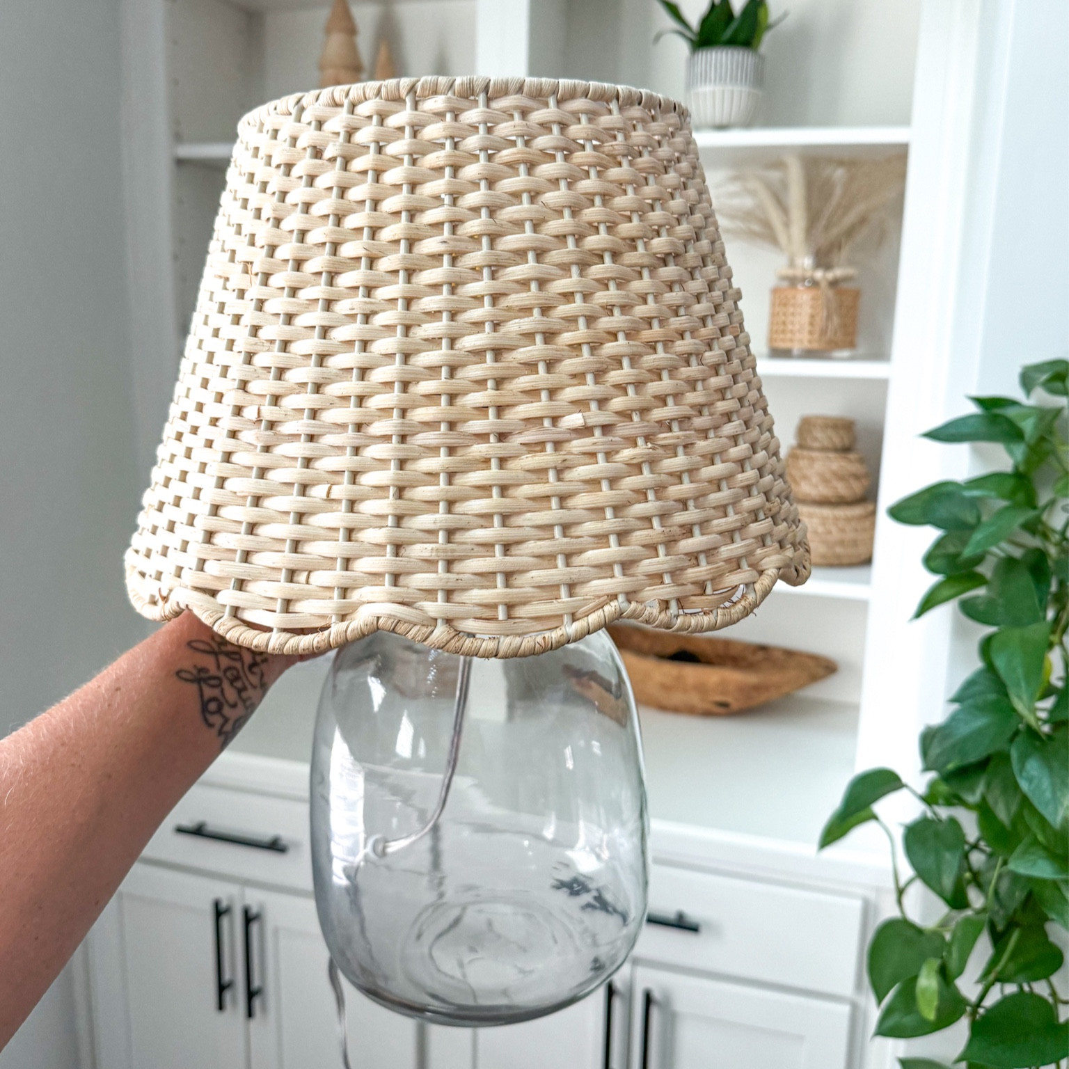 Harper’s new bedroom lamp! The cutest for her big girl room remodel! 🫶🏻

#LTKKids #LTKHome #LTKFallSale