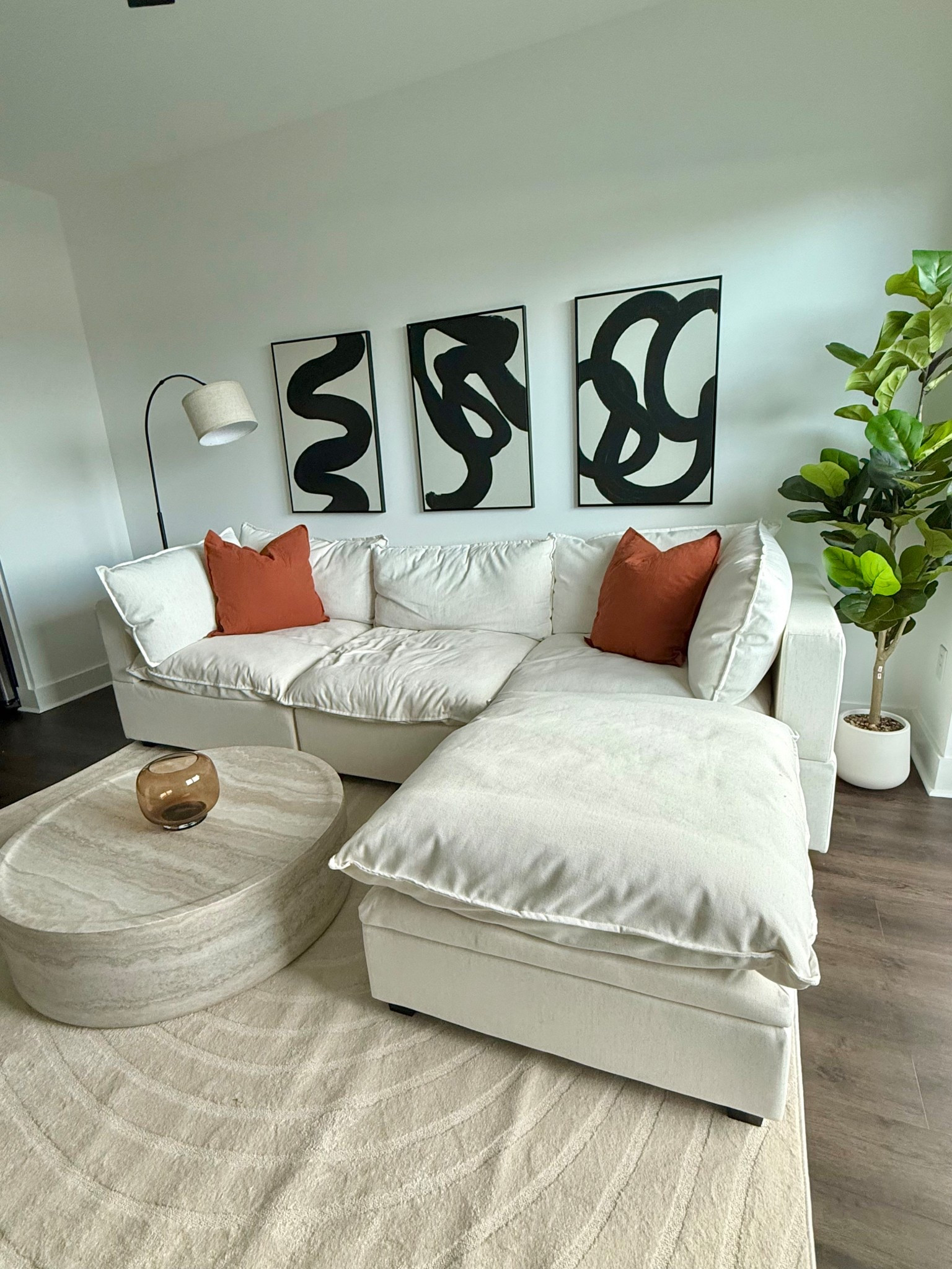 Fall Home Decor in Living Room. 

#LTKStyleTip #LTKHome #LTKSeasonal