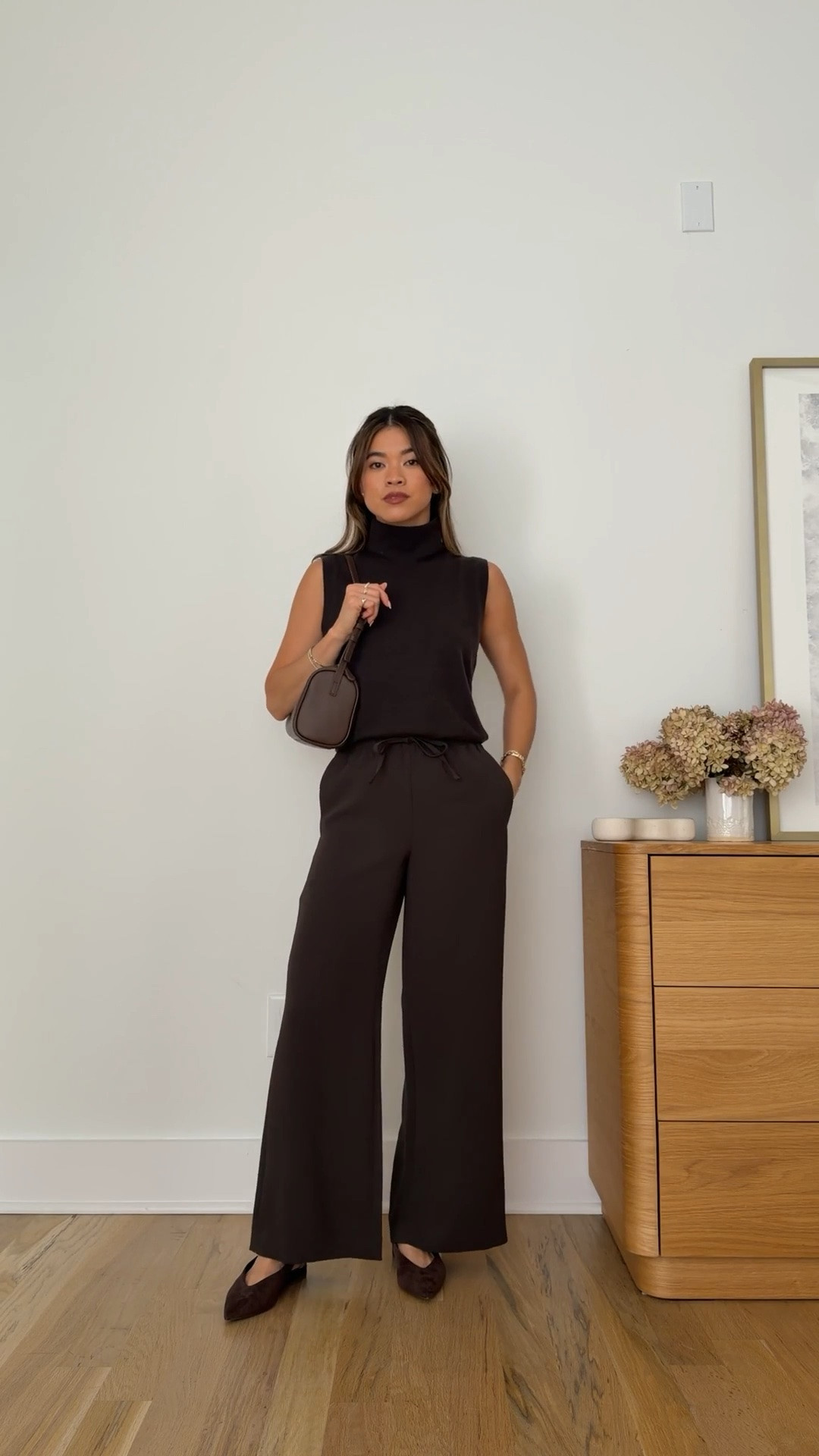 I love that these @Aritzia lodge pants come in petite sizes! I have them in so many colors.

Sizing info:
 -Aritzia Bare Cashmere Opus Mockneck (2XS in Cacao Nib)  
-Aritzia The Lodge Pant Crepette Short (2XS in Cacao Brown Nib) 

Aritzia best sellers, best pieces from Aritzia for petite, Aritzia work pants for petite, what pants from Aritzia will fit if youre petite, Petite style guide, how to dress if you’re petite, Petite style, petite fashion, mom outfit, mom style, petite pants, petite outfit ideas, petite outfits, best pants for petite, petite fall pants, spring style, spring outfits, fall style, fall outfits, vacation outfits, Aritzia pants for petite, Aritzia try on,

#LTKootd #LTKSeasonal #LTKPetite