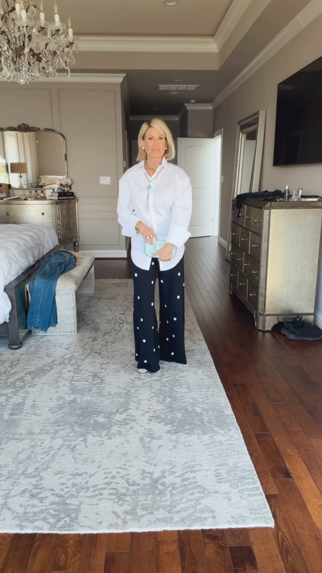 Business in the front, party in the back #buttondown #crispwhiteshirt #blackandwhite #dressingover50 #over55style #fashionover50 #midlifeinstyle #fashionknowsnoage

#LTKgrwm #LTKOver40 #LTKSaleAlert