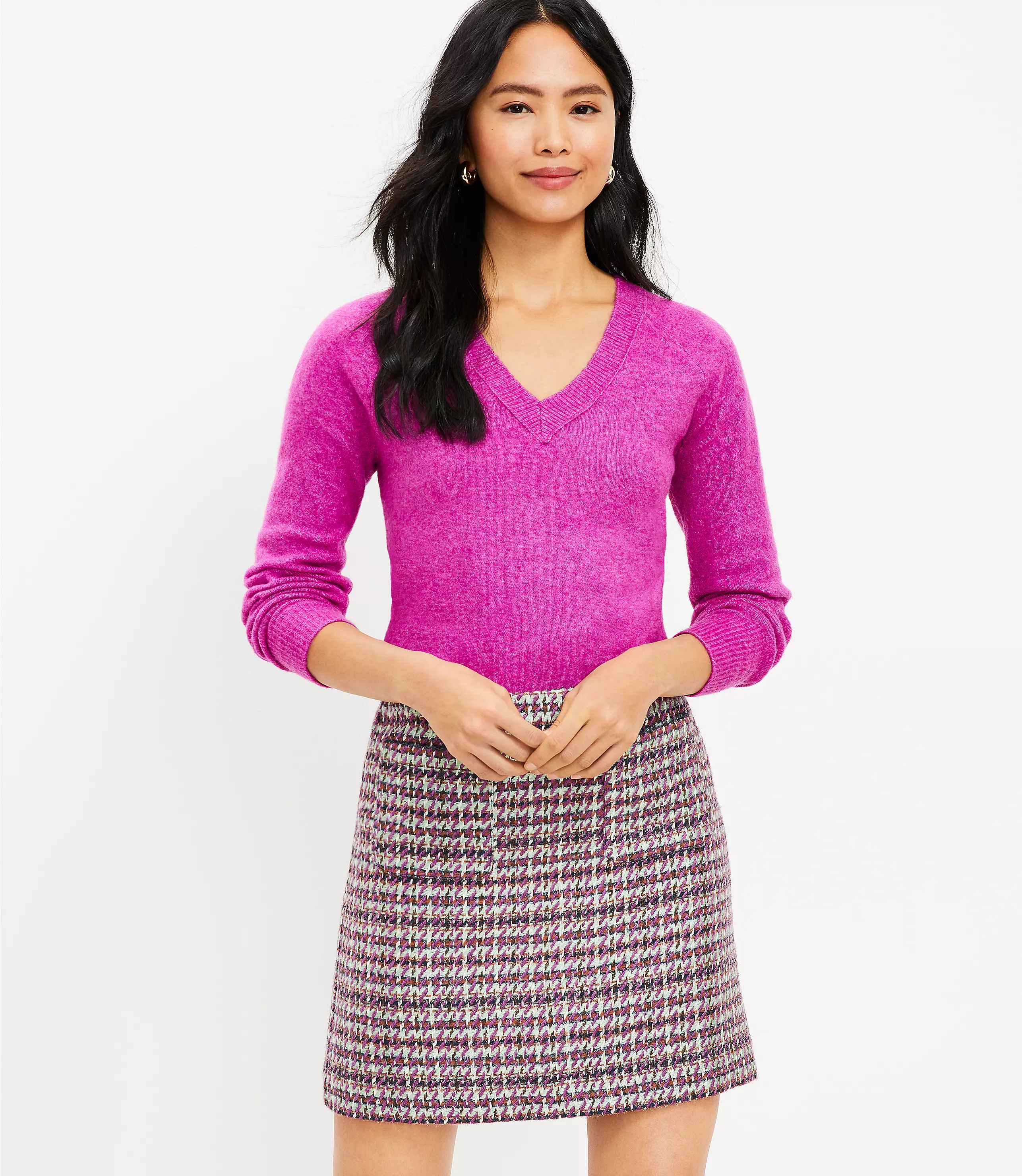 Relaxed V-Neck Sweater | LOFT