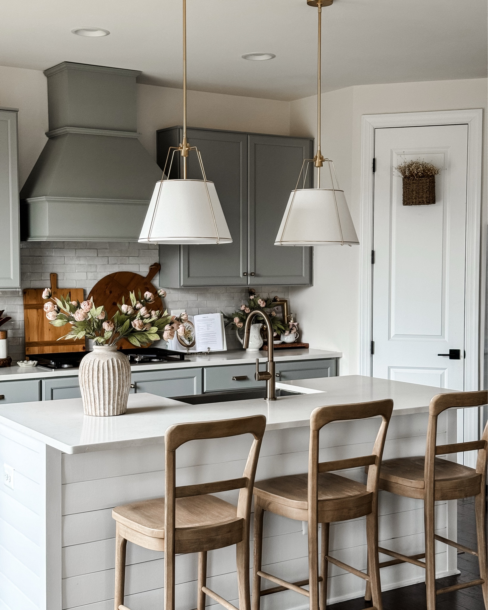 Kitchen views after upgrading the pendants, hardware & faucet 🤩

#LTKSeasonal #LTKHome