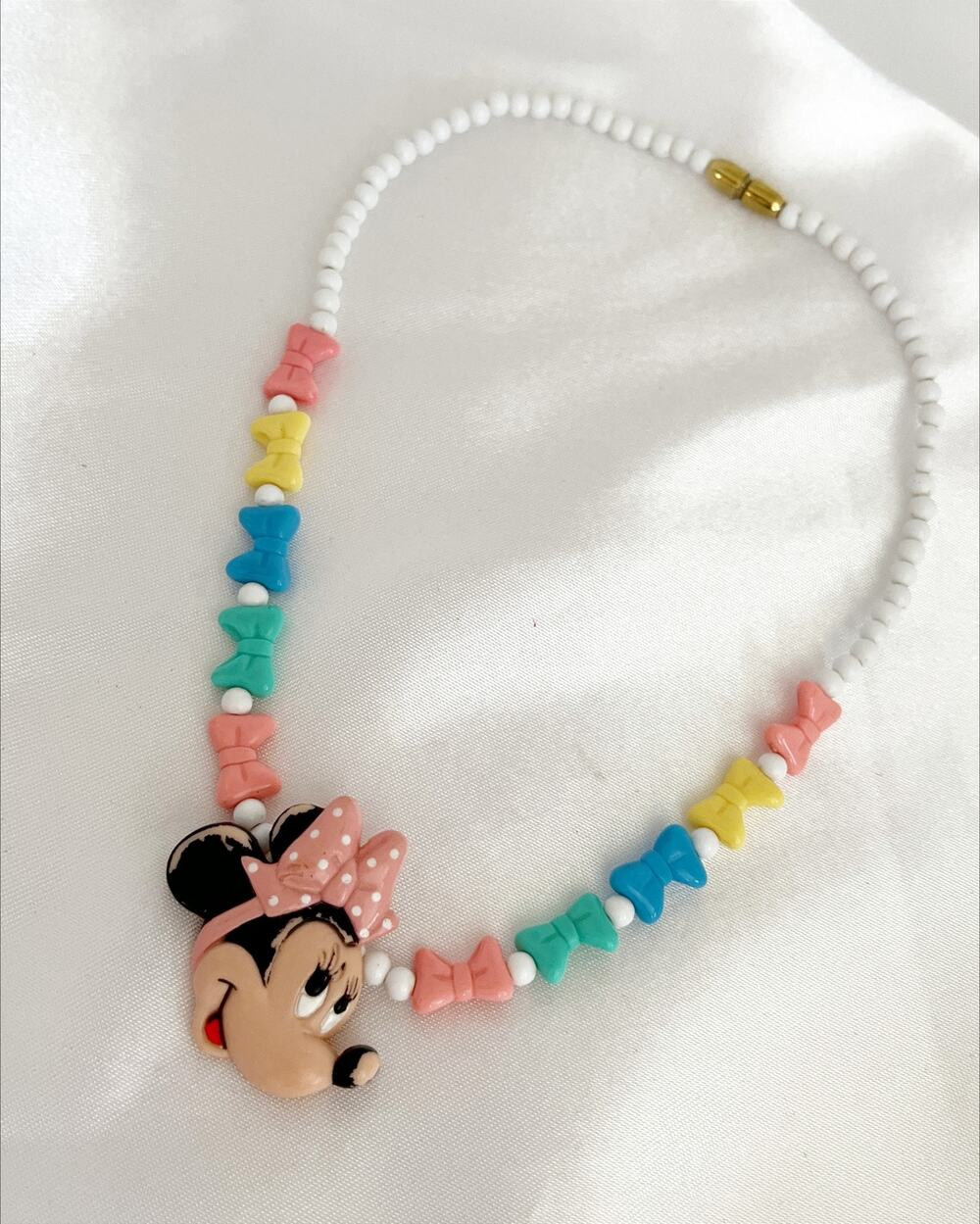 DISNEY Totally Minnie Necklace Pastel Bow Beads Minnie Mouse Charm Vintage 1988 | Poshmark