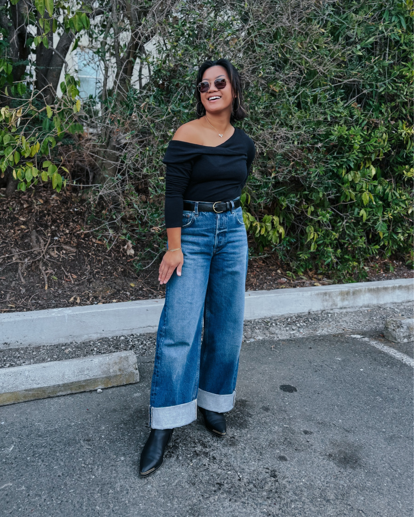 A few recent favorite looks 🖤. During these colder months, I love full length jeans. Big plus is appearing taller (5’1” shorty) and they polish up any look 👖✨

When you’re shopping for petite-friendly jeans, pay attention the inseams and if the jean style can be cut or hemmed without losing the drama of the jean. Wide and straight leg jeans are ideal to cut or hemmed.

——— Outfit details on my LTK ———

🖤 I love sharing simple ways to style and elevate everyday core basics. I hope to inspire you to fall back in love with what’s already in your closet and help you discover pieces you’ll love to have in your daily wardrobe 🖤

Petite outfit style inspo ideas . Capsule wardrobe . Versatile outfits . Style tips 

#petitestyle #howtostyle #outfitsdaily #wardrobestylist #bayareabloggers #styletip #denimstyle #wideleg #baggyjeans 

#LTKWorkwear #LTKStyleTip #LTKShoeCrush

#LTKStyleTip #LTKWorkwear #LTKShoeCrush

#LTKStyleTip #LTKShoeCrush #LTKWorkwear
