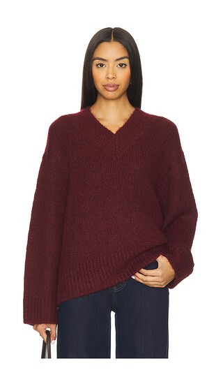 PISTOLA Talia Chunky V-Neck Long Sleeve Sweater in Wine. - size L | Revolve Clothing (Global)