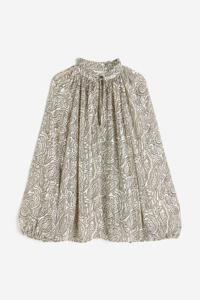 Frill-trimmed crêpe blouse | H&M (UK, MY, IN, SG, PH, TW, HK)