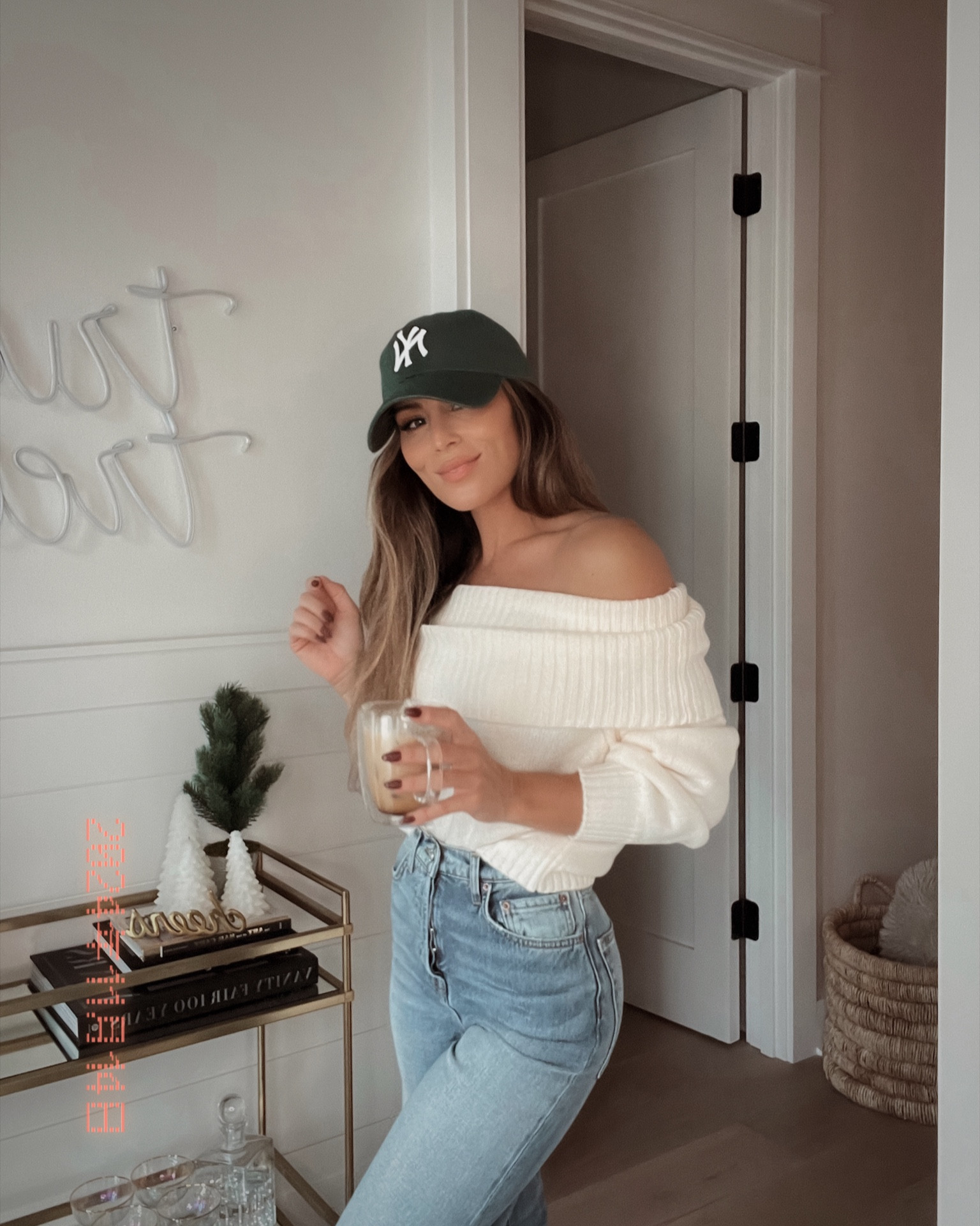 Abercrombie off the shoulder sweater in xs
Denim in 24


#LTKCyberWeek #LTKHoliday #LTKGiftGuide