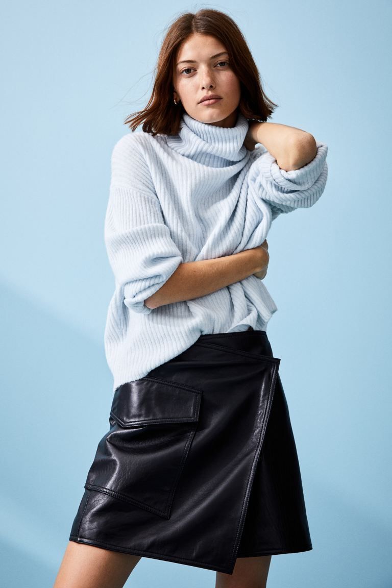 Oversized Turtleneck Sweater | H&M (US + CA)