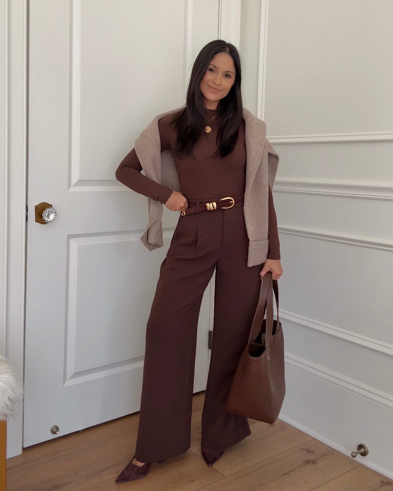 My pants are currently on sale!
My chocolate brown tote is 20% OFF with code: HAUTE20
#pants #falloutfit #giginewyork 

#LTKSaleAlert #LTKPetite