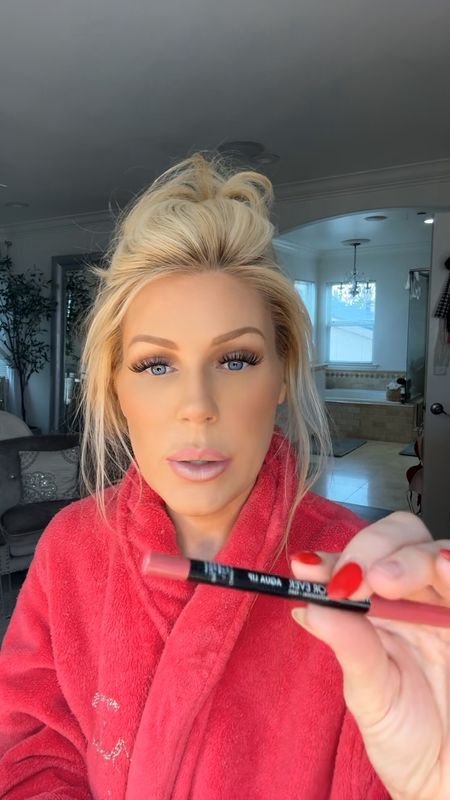 Use code Gretchen for 15% off Anastacia products! 

The most beautiful new lip combo! Makeup forever lip liner in color 15c (that’s very pinky) and on top using the new lip glosses from #Anastacia in color Coral (from the cosmos collection) 

This color combo is sooo beautiful! You guys are going to love this 

#LTKfindsunder50 #LTKVideo #LTKbeauty