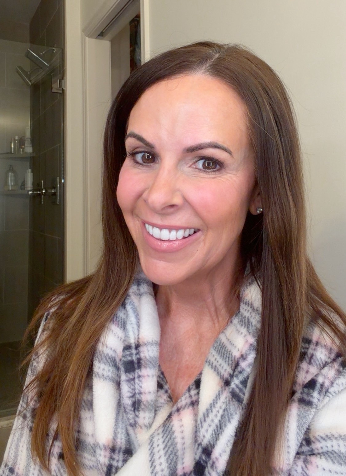 Natural makeup look by Patrick Ta! #beautythatbringsout you 
@patricktabeauty

Blush : she’s giving 
Eyeshadow : medium 
Lip:: dusty rose 

#LTKgrwm #LTKSaleAlert #LTKBeauty