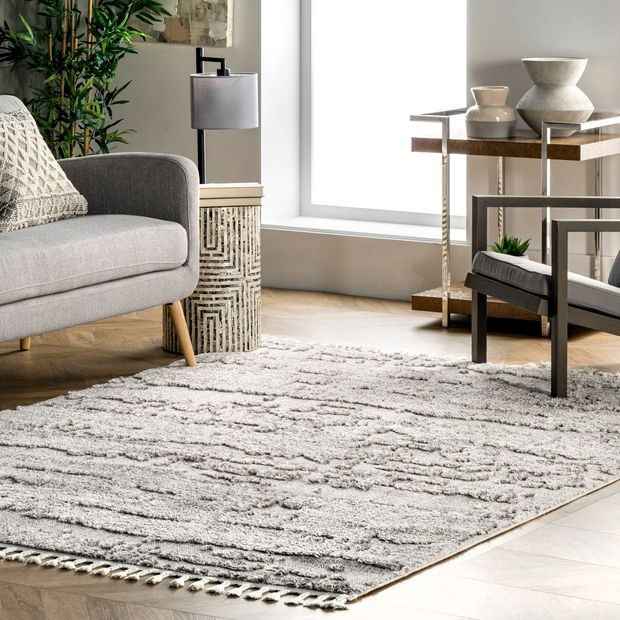 Gray Cloudy Abstract Tasseled 6' 7" x 9' Area Rug | Rugs USA