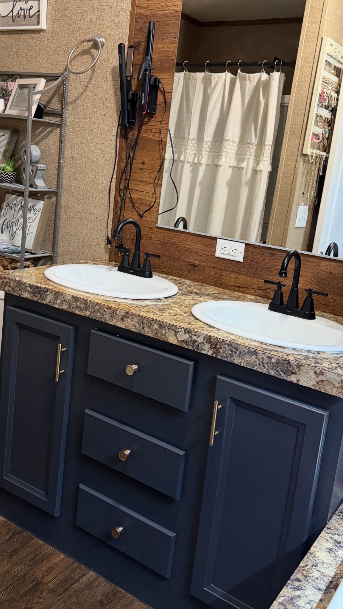 Master bathroom got new paint and hardware👀 I can’t wait to see it all come together! 

#LTKHome