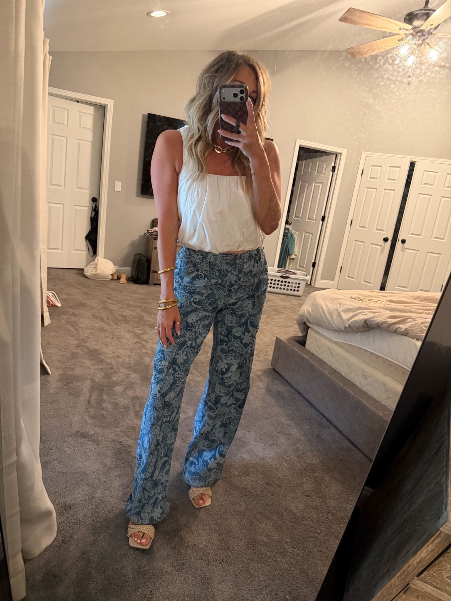 The best viral pants for 17$! Obsessed with this new print! 💙🩵 top is from Target last year and shoes are also old!

#LTKgrwm #LTKootd
