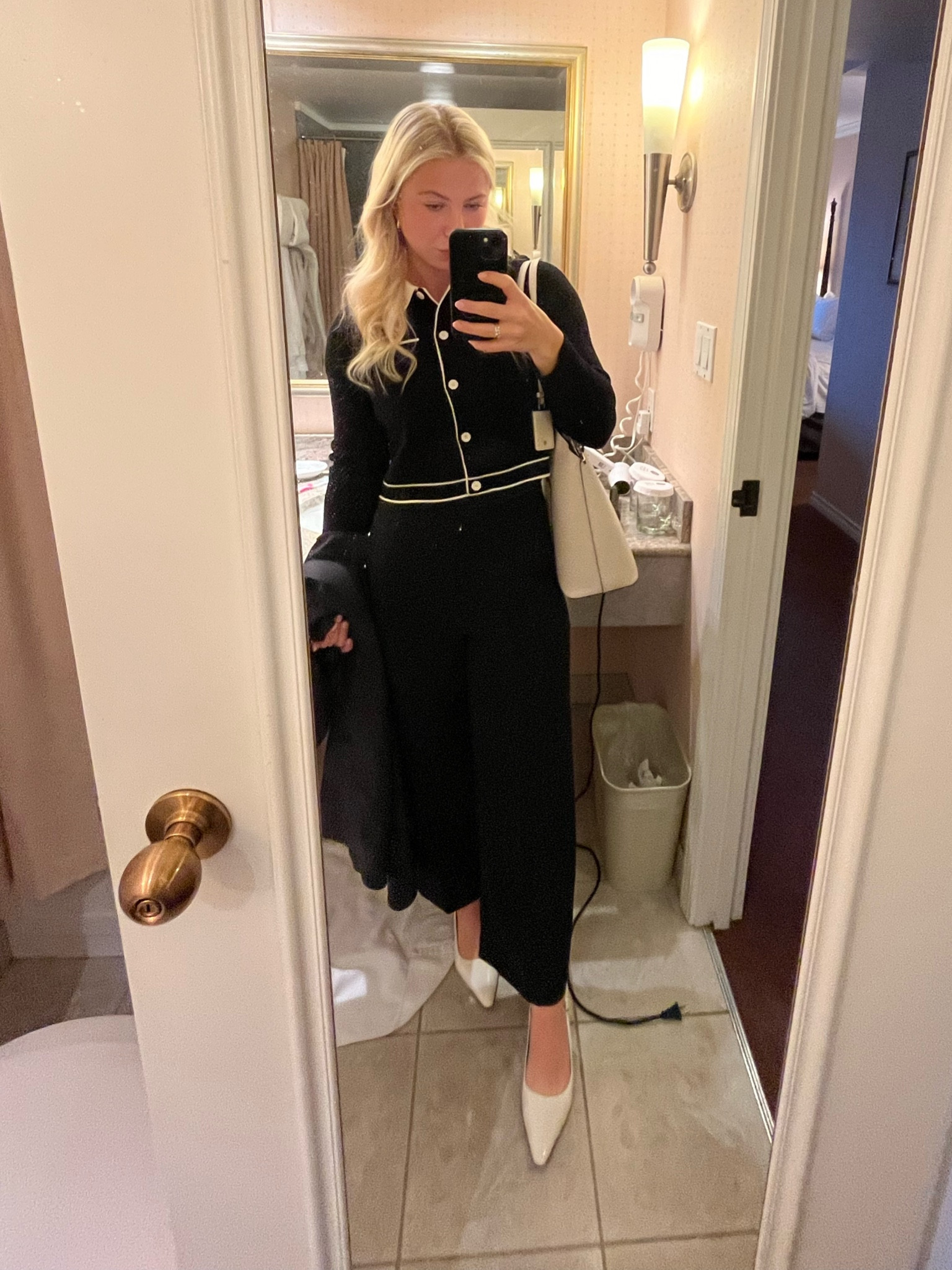 Corporate inspo

#LTKworkwear #LTKcanada