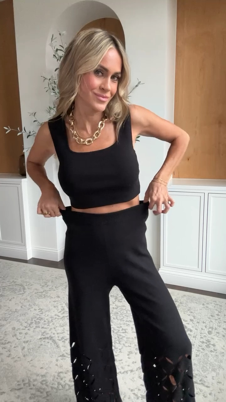 Vacation outfits / resortwear fort your next trip or spring break! These are going fast - so many gorgeous dresses and coverup perfect for a beach vacation! 

#vacationoutfits #beachoutfits

#LTKmomlife #LTKootd #LTKgrwm