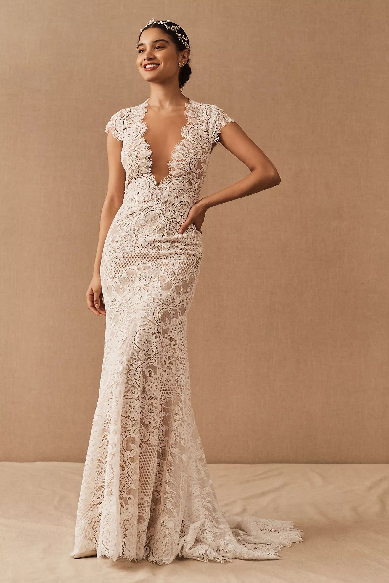 Wtoo by Watters Philomene Lace Cap-Sleeve Wedding Gown | Anthropologie (US)