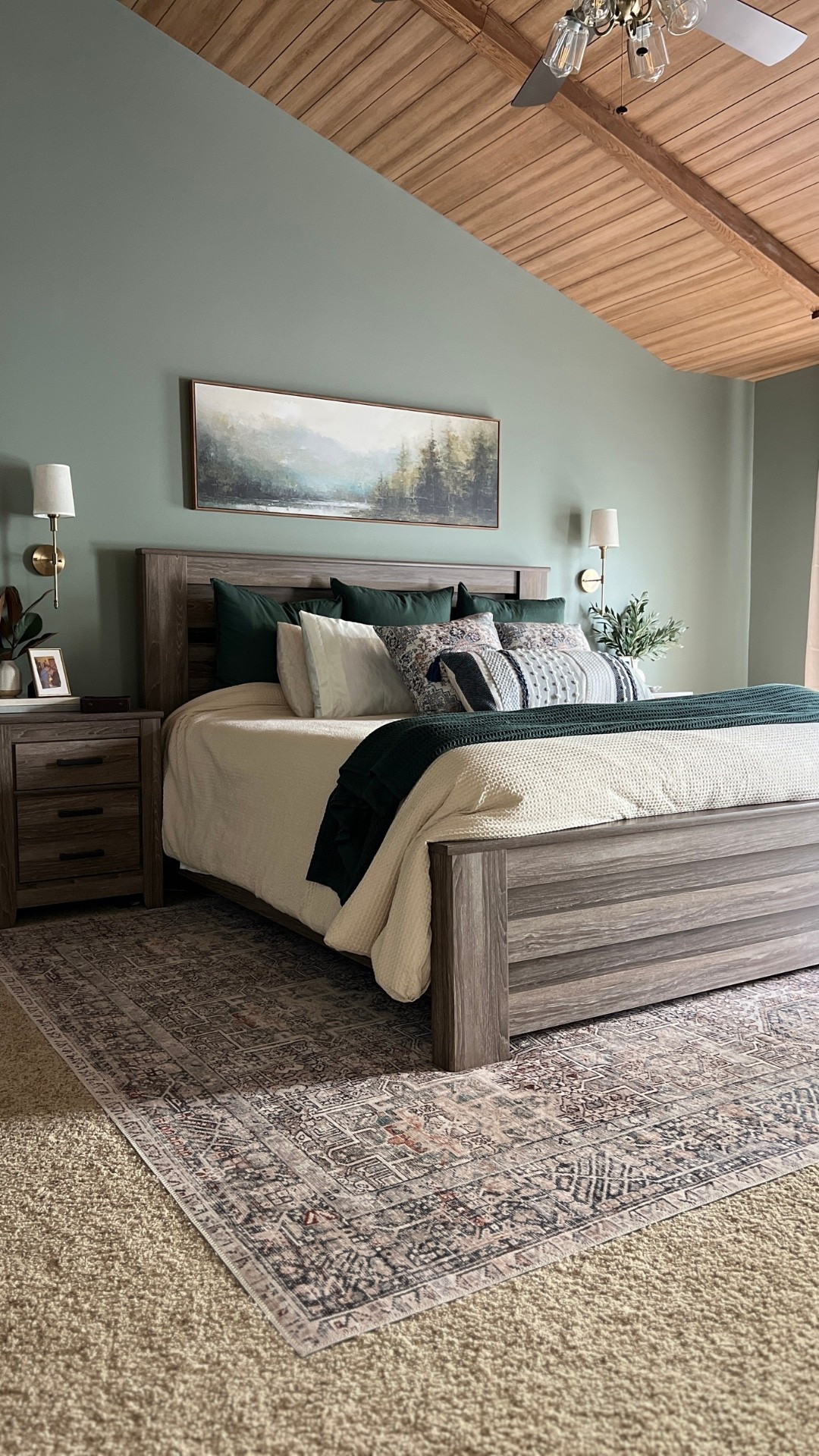 The calm bedroom before the holiday stress is a must. I’m so happy 

#LTKHome #LTKHoliday #LTKmomlife