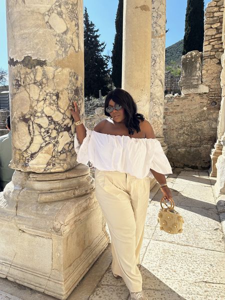 Toured Ephesus in this gorgeous look. Top was perfect and comfortable and the sun felt so good. The pants I got them from Nuuly but they’re still available to purchase on the site.

18 top 
20 pants - runs large 

Plus Size Travel, Plus Size Outfit, Wide Leg Linen Trousers, Summer Outfits, Vacation Outfits 

#LTKtravel #LTKstyletip #LTKplussize