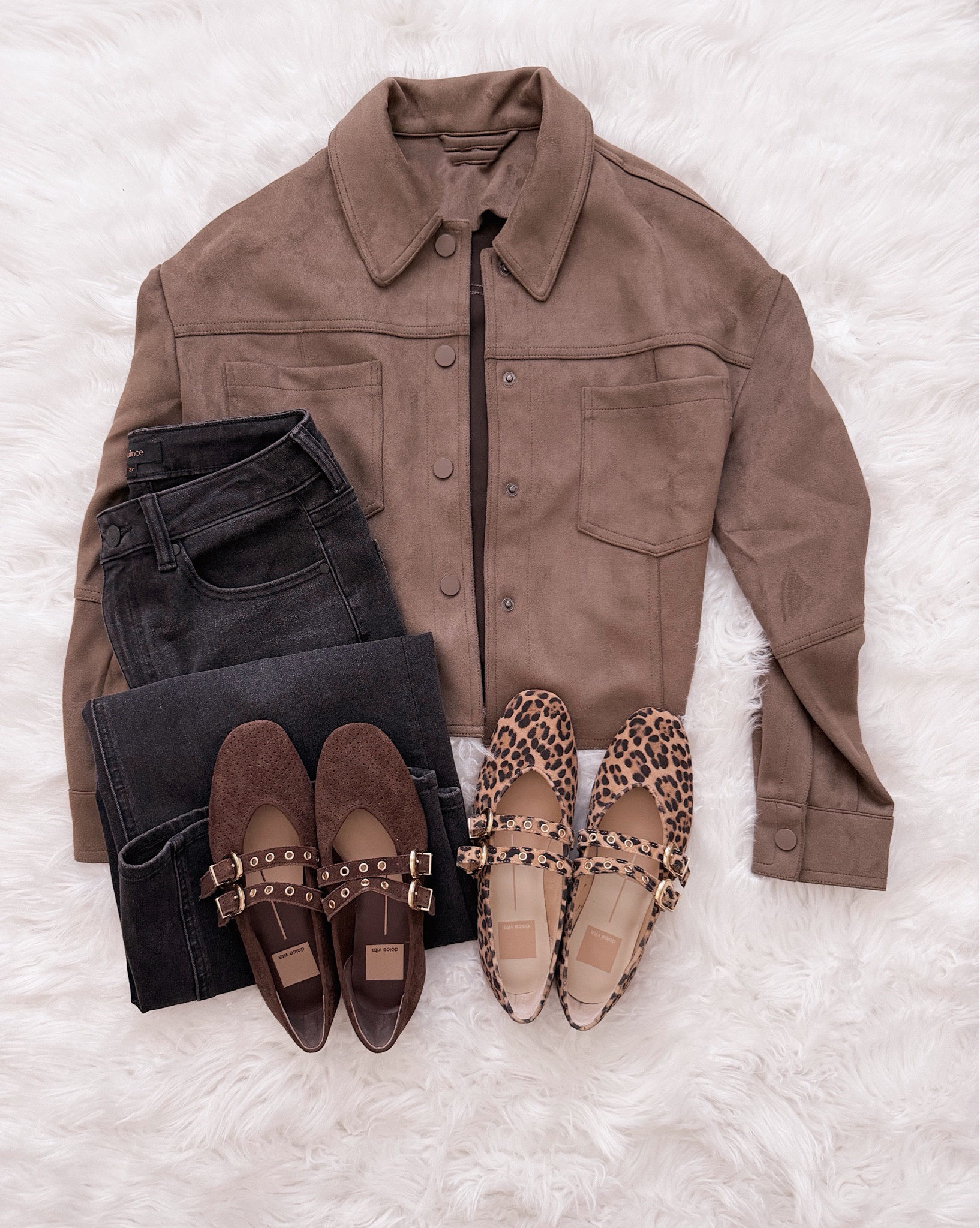 Such an easy neutral outfit. This jacket works with everything and the mix of black denim and leopard flats feels polished but still comfy.

neutral jacket outfit, fall jacket women, casual chic outfit, black denim outfit, leopard flats outfit, everyday fall style, teacher casual outfit, fall capsule wardrobe, effortless neutral look

#LTKOver40 #LTKHoliday #LTKSeasonal