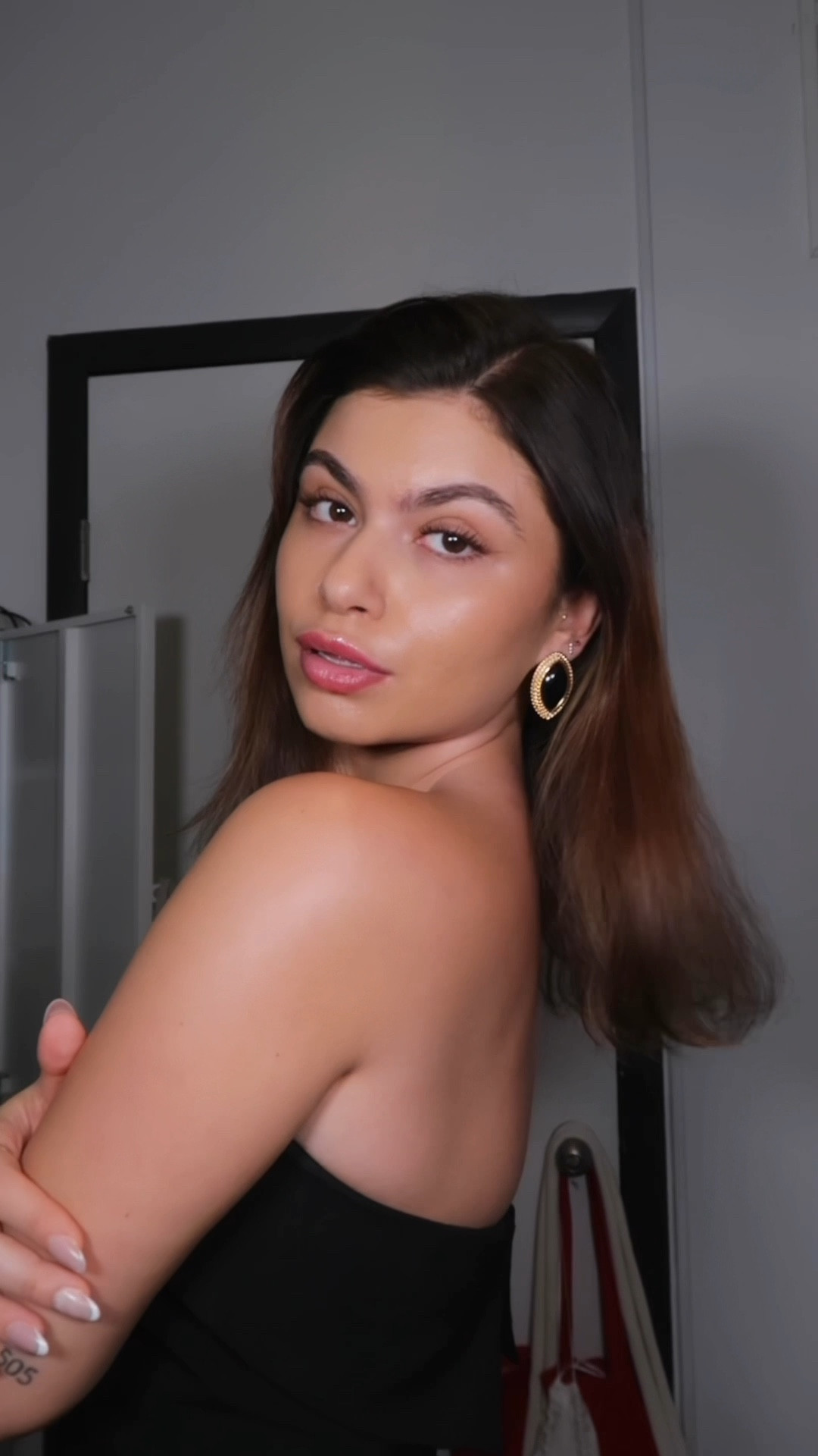 holiday grwm! 

#LTKHoliday #LTKSeasonal #LTKStyleTip