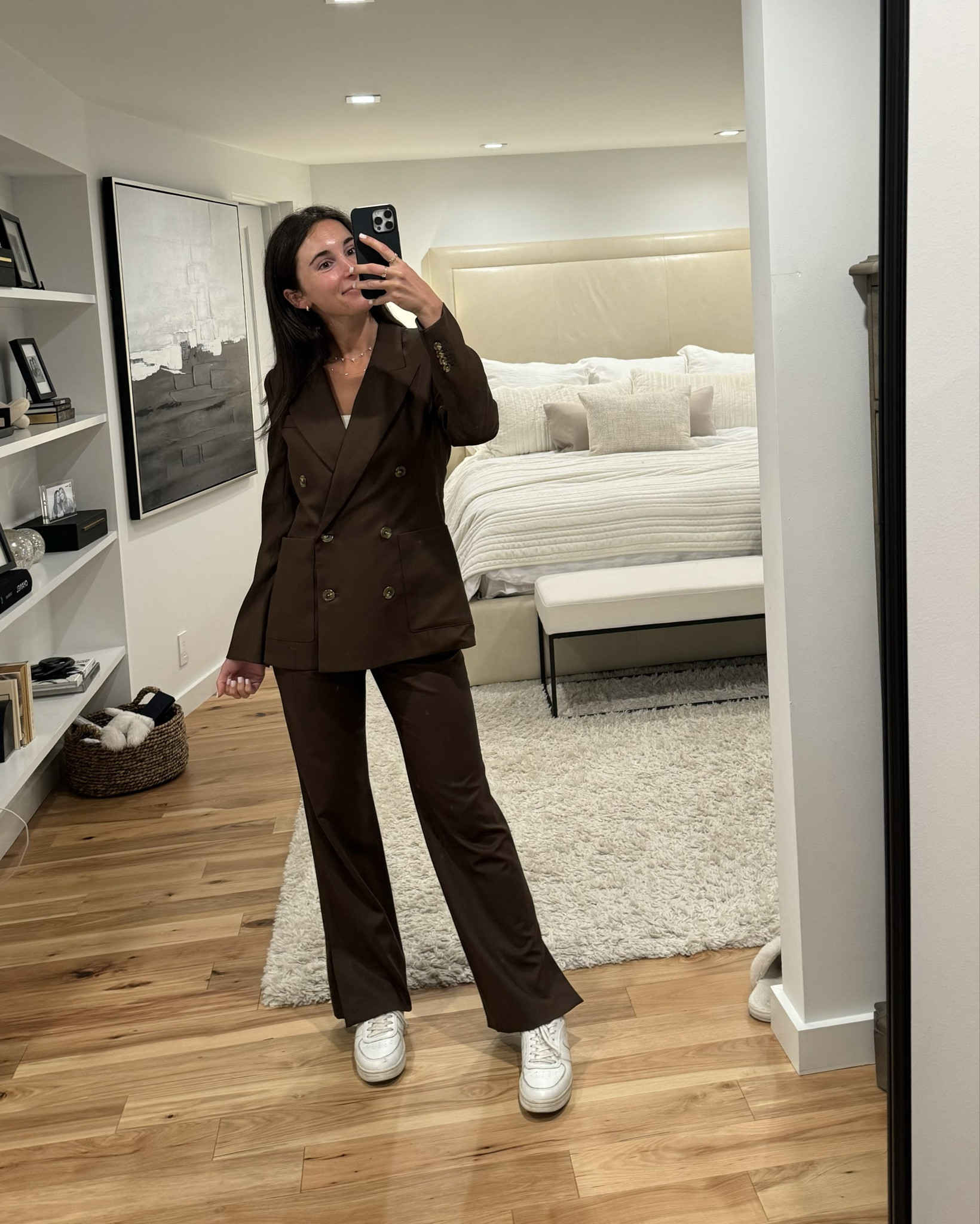 OBSESSED with this suit. I’m wearing a size 4. The pants are EVERYTHING



#LTKWorkwear #LTKSeasonal