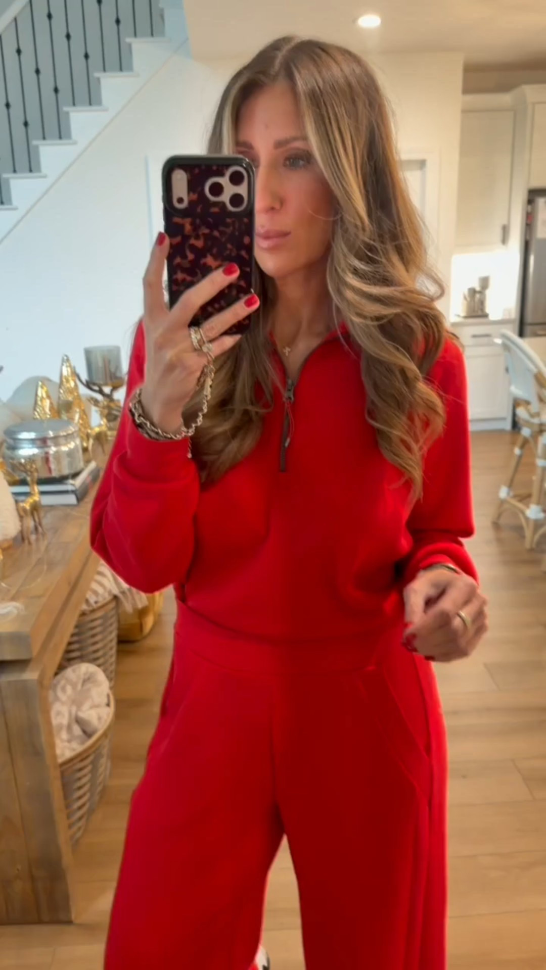 Athleisure, loungewear, travel outfit, activewear, stay at home, themominstyle

#LTKSeasonal #LTKootd #LTKTravel