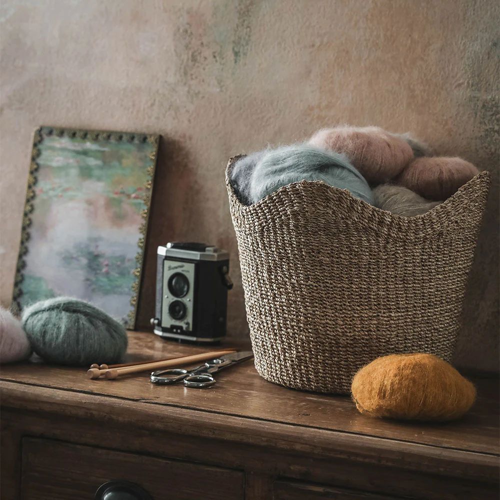 Woven Scallop Basket - Natural | Roan Iris