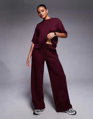 River Island clean wide leg jogger in burgundy | ASOS (Global)
