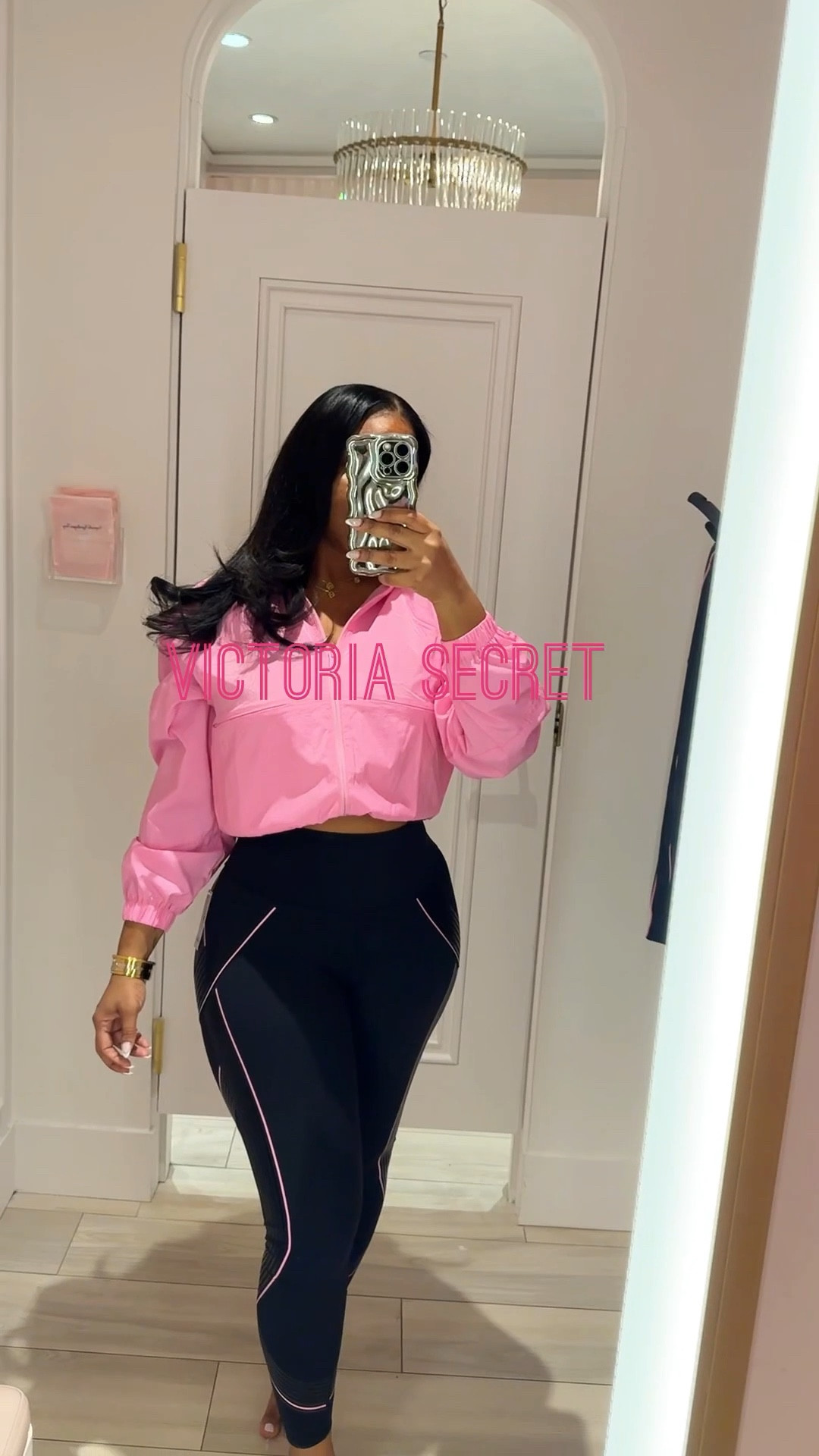 victoria secret women active wear apparel 

Im wearing a extra small jacket or small and medium pants im 160lb and 5”4 

Obsessed with this Victoria’s Secret activewear set 💖
These VSX flare leggings hug in all the right places and elevate any gym or everyday look.
Shop my size & color on LTK 

#LTKU #LTKFindsUnder100 #LTKActive