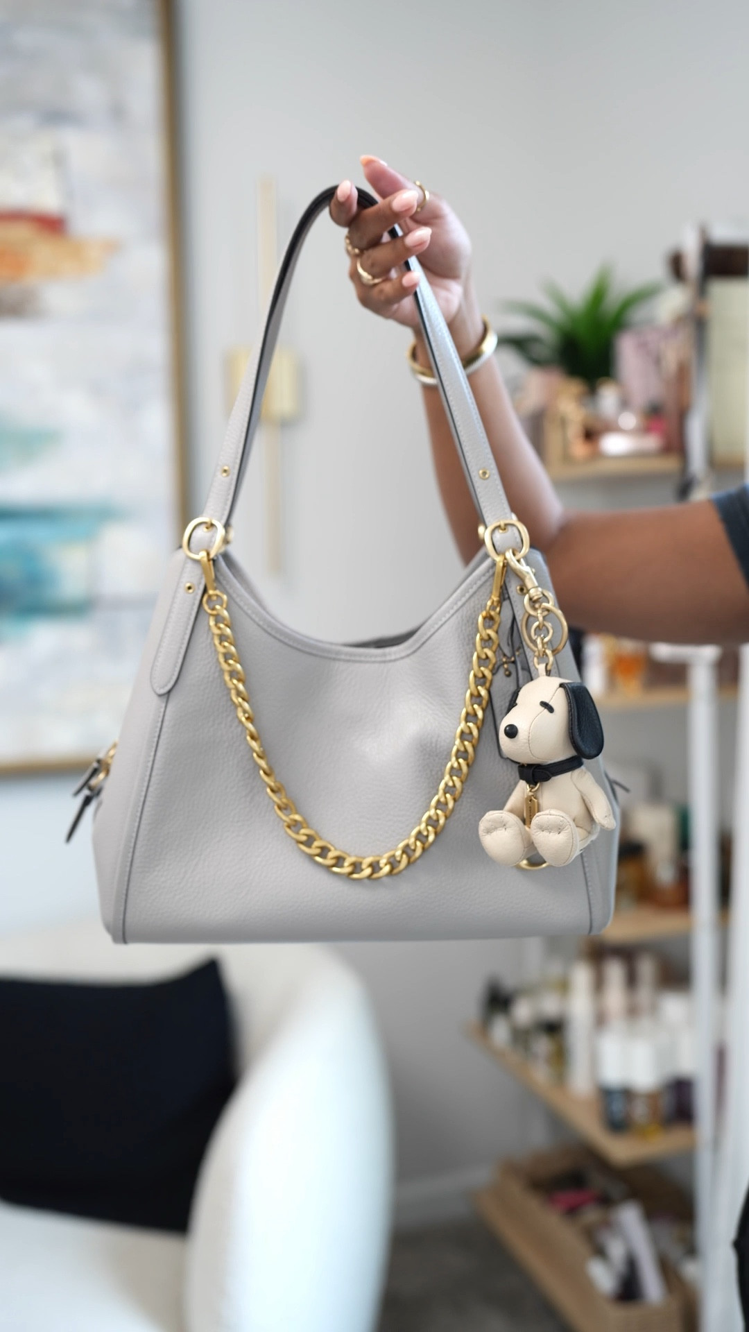 styling my coach bella bag! it’s on SALE right now at macys 🙌🏾

#LTKSaleAlert #LTKStyleTip #LTKItBag