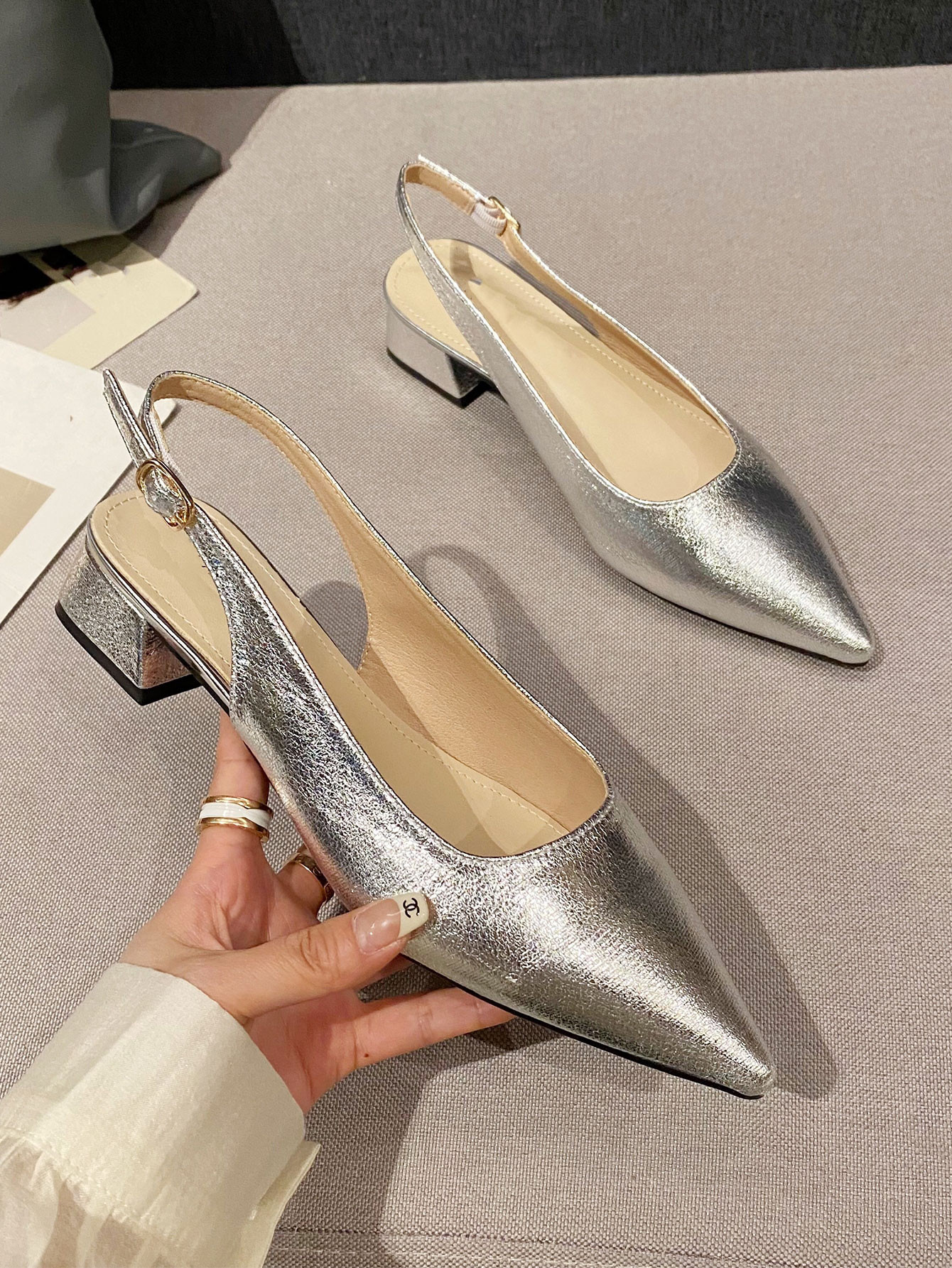 Women Metallic Point Toe Flats, Glamorous Silver Slingback Flats | SHEIN